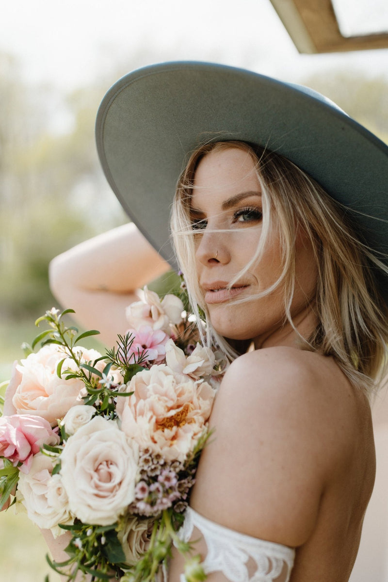 Wedding florist and Event flowers in Fargo North Dakota Floret + Foliage