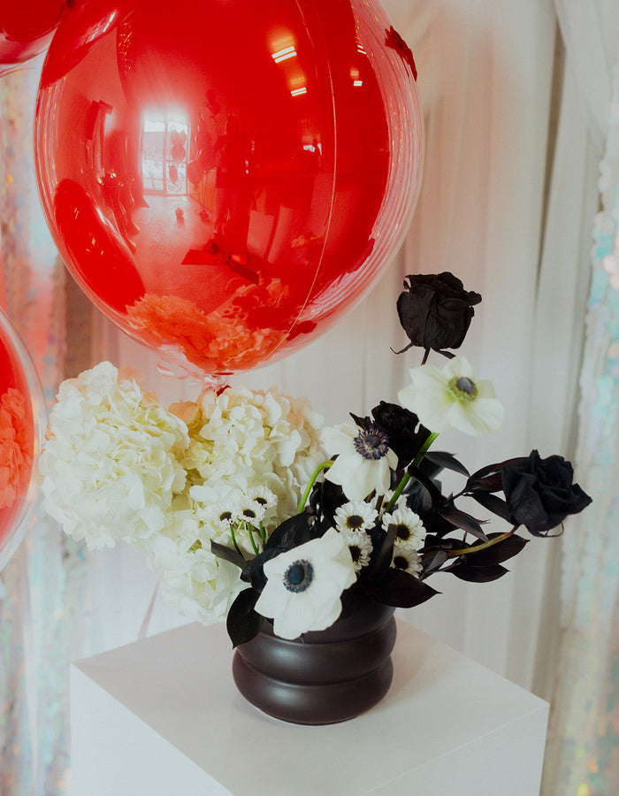 Blackest Heart Valentine's Day Flowers 🖤