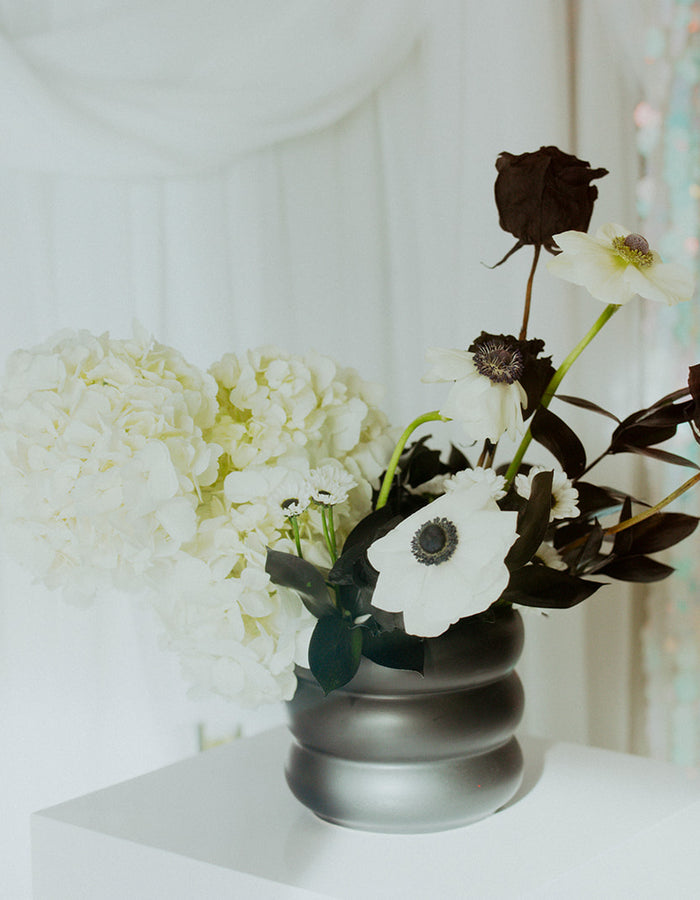 Blackest Heart Valentine's Day Flowers 🖤