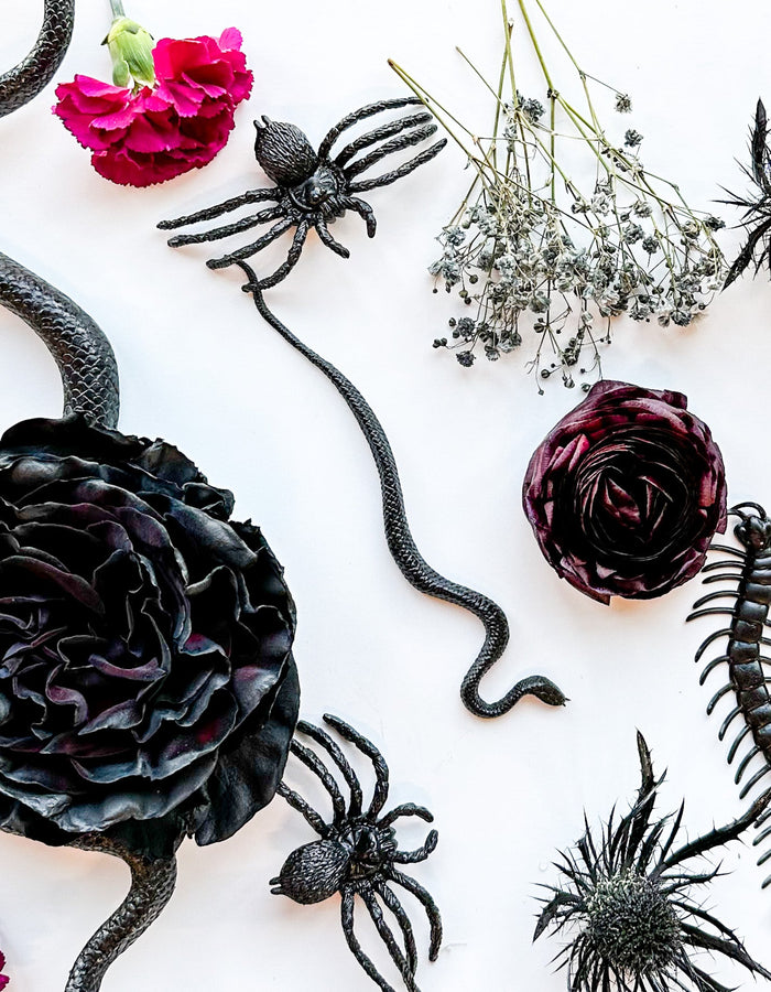 Spooky Halloween Flower Arrangements  Floret + Foliage