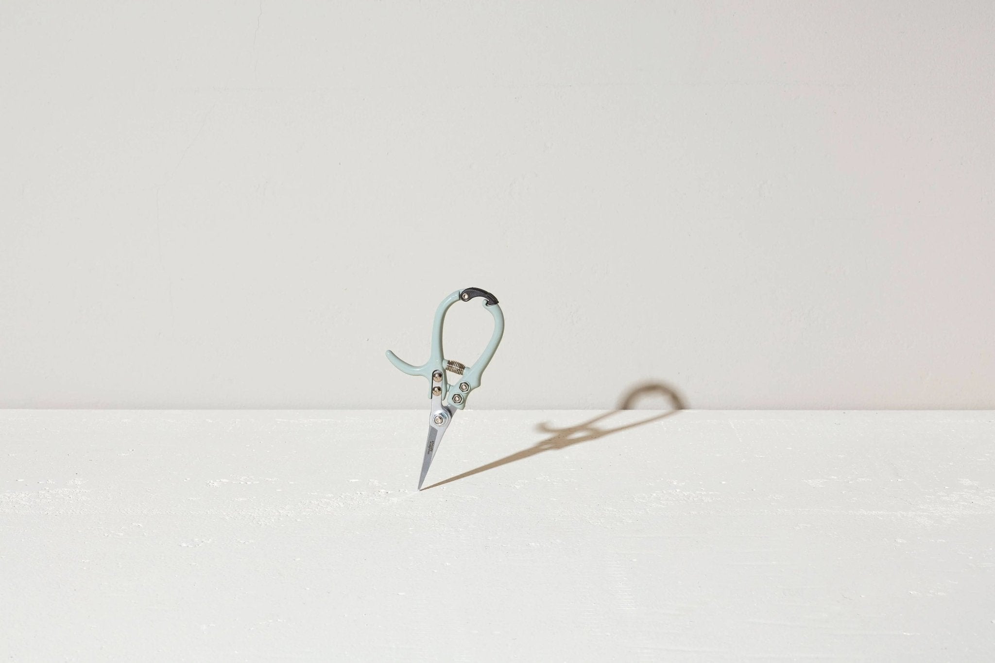 Shears Modern Sprout Floret + Foliage